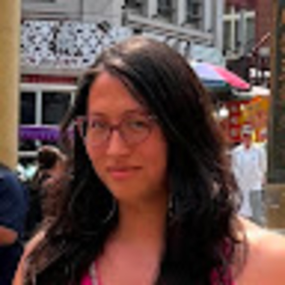 Meet your Posher, Selena